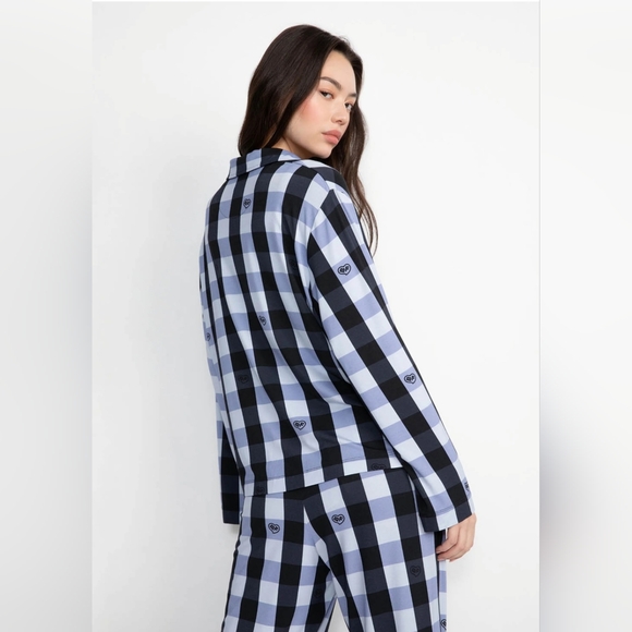 ALICE + OLIVIA Big Feelings Nico Long Sleve PJ Set. Blue/Black. Size M - Picture 2 of 12